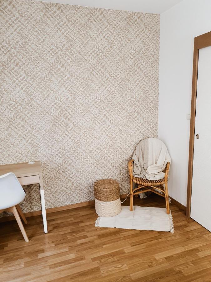 דיז'ון Appartement Cosy Entier, Parking Gratuit Dans La Rue מראה חיצוני תמונה